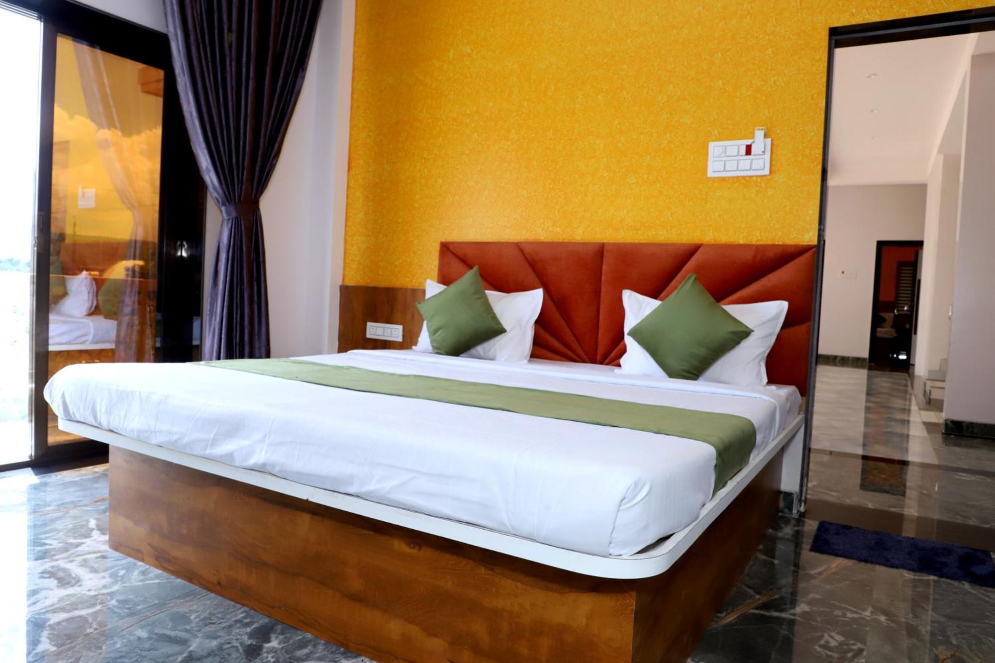 Hotel Grand Khuldabad Eksteriør billede